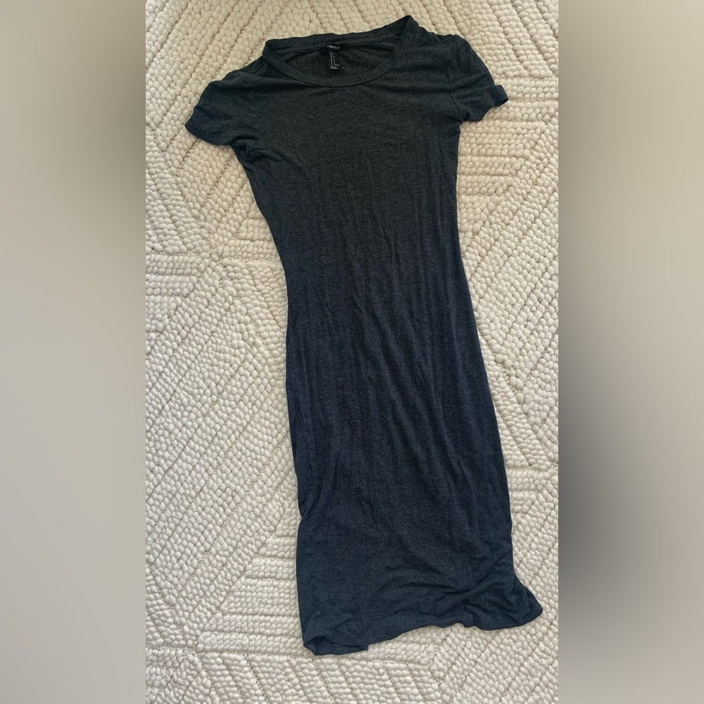 Forever 21 MIDI tshirt dress with back slit